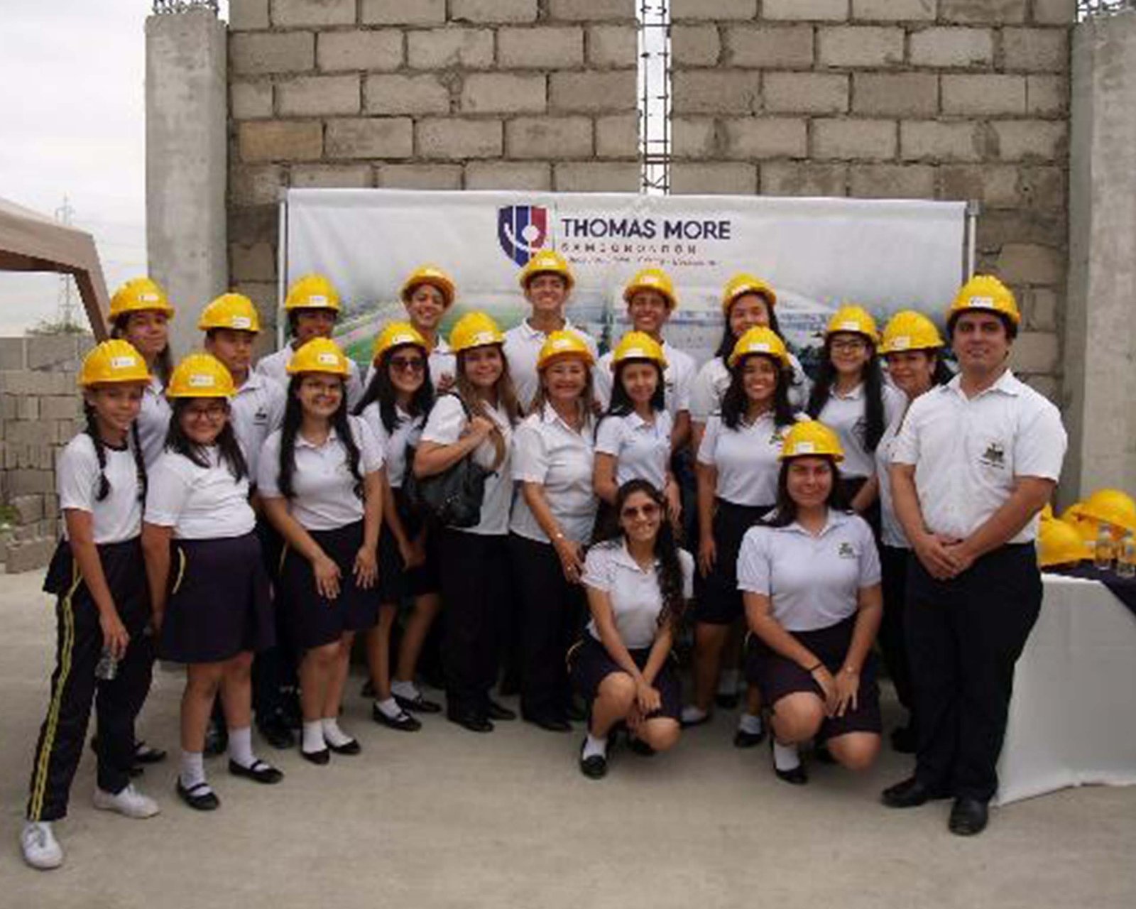 historia-thomasmore-11